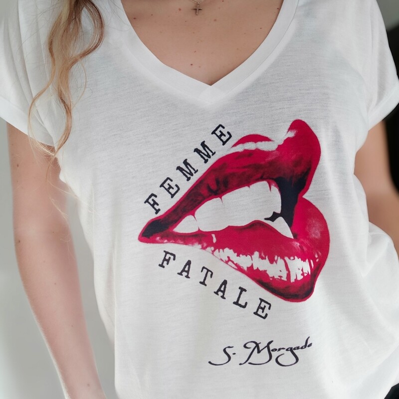 Camiseta Femme Fatale