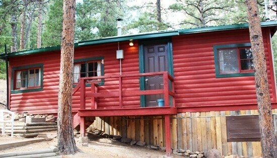 Cabin#4 Pine Cone ($160/night)