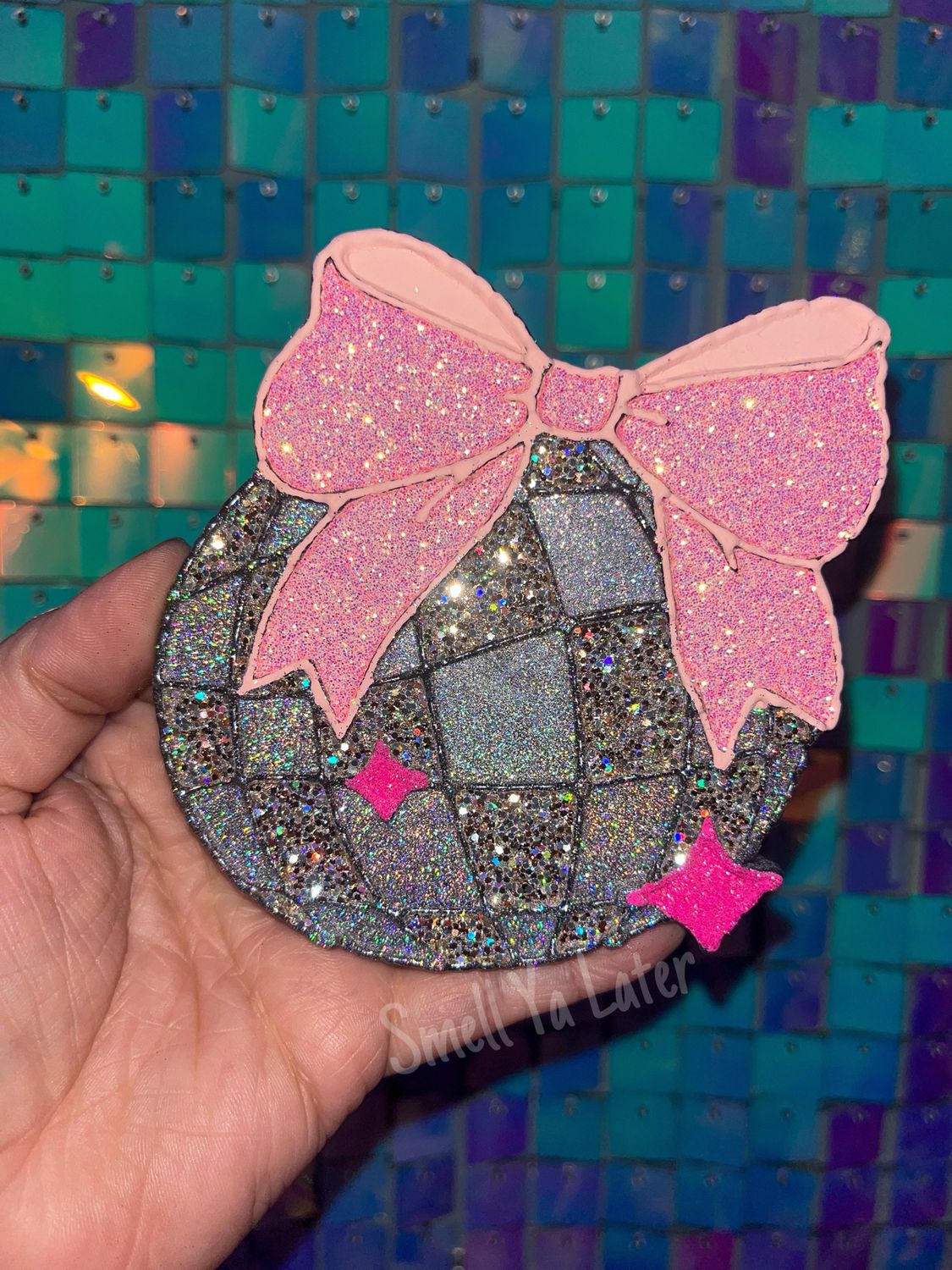 Disco Bow