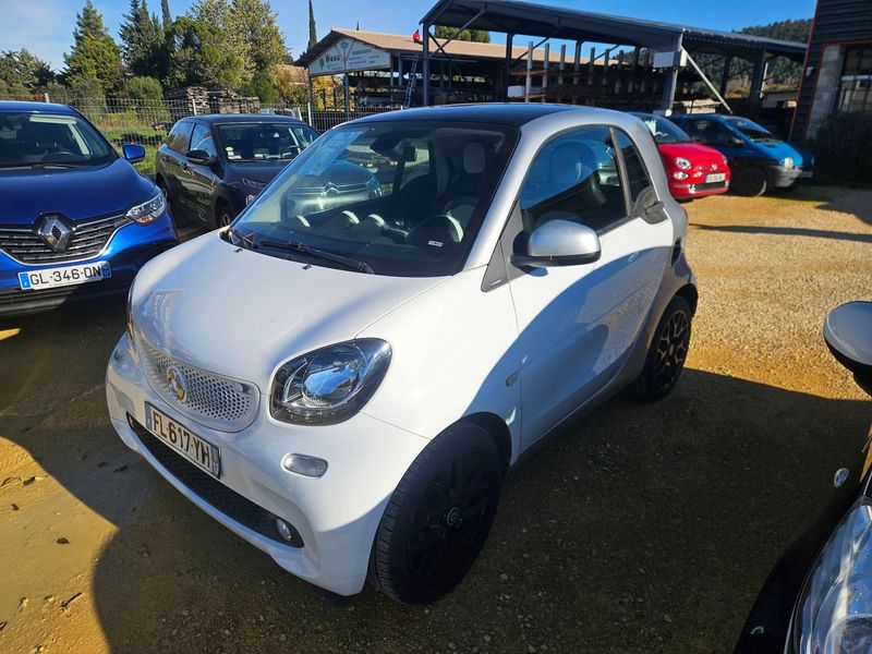 SMART FORTWO  ESSENCE 90CV