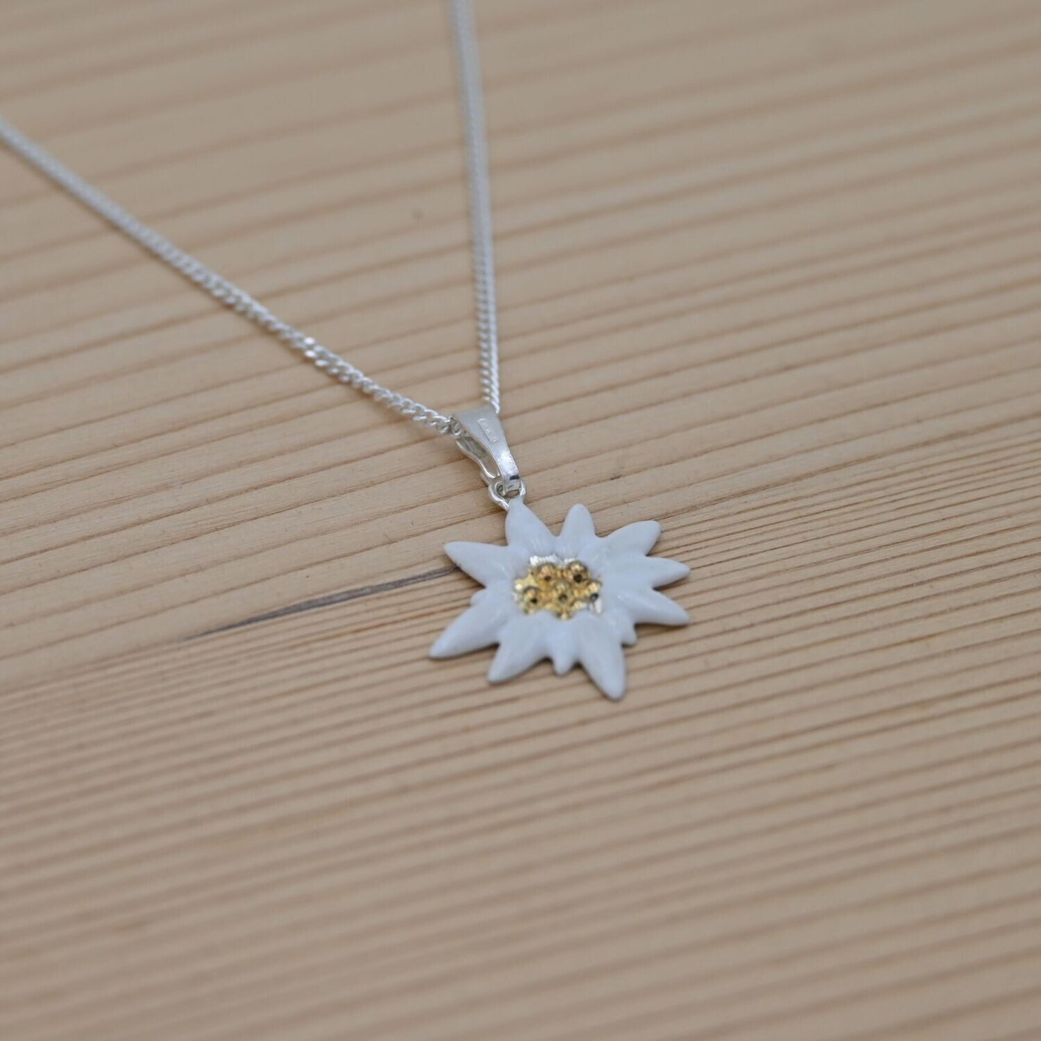 Collana Stella Alpina Smaltata