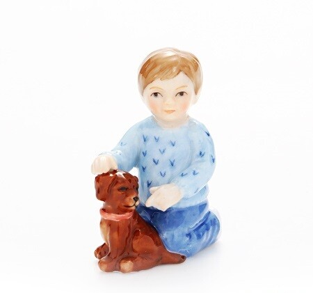 Royal Copenhagen Bimbo inginocchiato con cane Royal Copenhagen Bimbo inginocchiato con cane