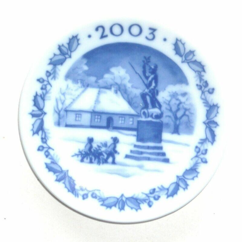 Royal Copenhagen Christmas Plaquette 2003