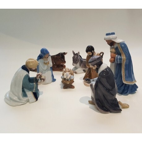 Royal Copenhagen Presepe Set 8 Pezzi Statuine Royal Copenhagen Presepe Set 8 Pezzi Statuine