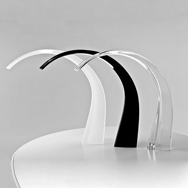 Kartell Taj Lampada da Tavolo Design - Vari Colori Kartell Taj Lampada da Tavolo Design - Vari Colori