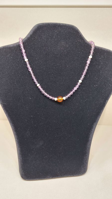 Collana con Ametista, Ambra e Perle