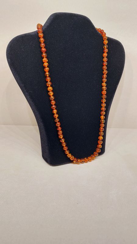 Collana con Ambra e oro 18 KT