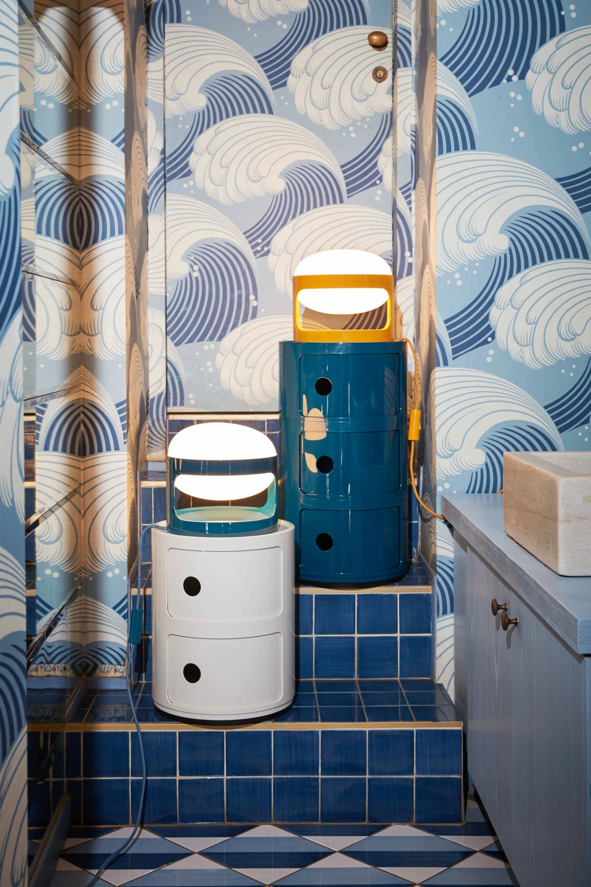 Kartell KD28 Joe Colombo Lampada da tavolo - Vari Colori