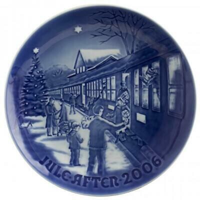 Royal Copenhagen / Bing & Grondahl "Christmas Plate" 2006