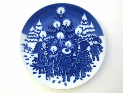 Royal Copenhagen "Children's day Plate" 1998