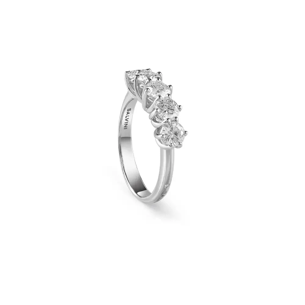 Salvini Damiani Linea LAVINIA - Anello veretta in oro bianco con diamanti ct. 0.50 Salvini Damiani Linea LAVINIA - Anello veretta in oro bianco con diamanti ct. 0.50