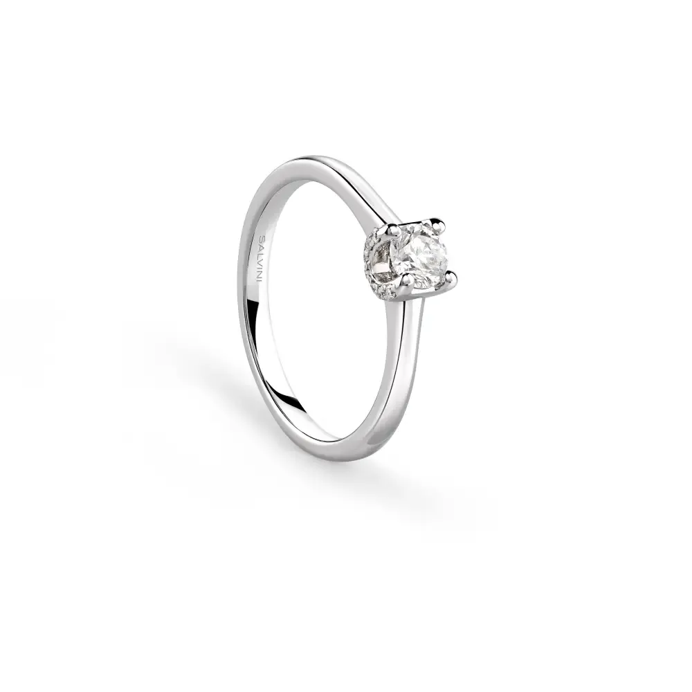 Salvini Damiani Linea ETEREA - Anello Solitario in oro bianco con diamante ct. 0.32 Salvini Damiani Linea ETEREA - Anello Solitario in oro bianco con diamante ct. 0.32