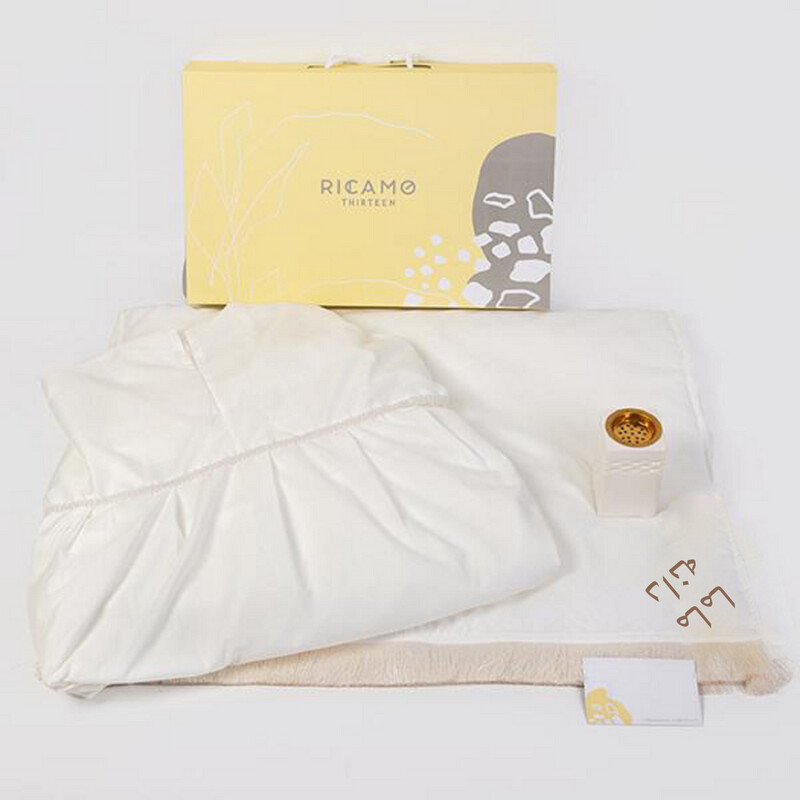 Off White Pray Set