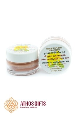 A monastery ointment with beeswax and St. John’s wort oil, based on natural ingredients.