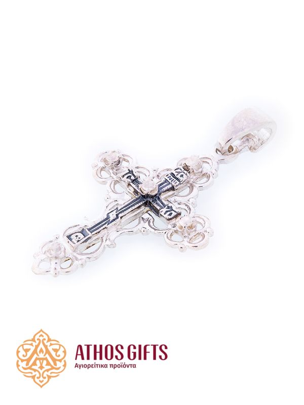 A small cross pendant made of 925 sterling silver.