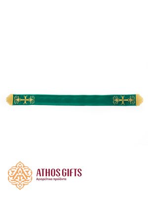 Bookmark for a liturgical Gospel in green color, with edges decorated with embroidered crosses.