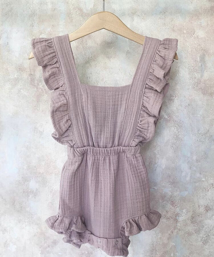 Happy & Trendy - Frilly Short Jumpsuit