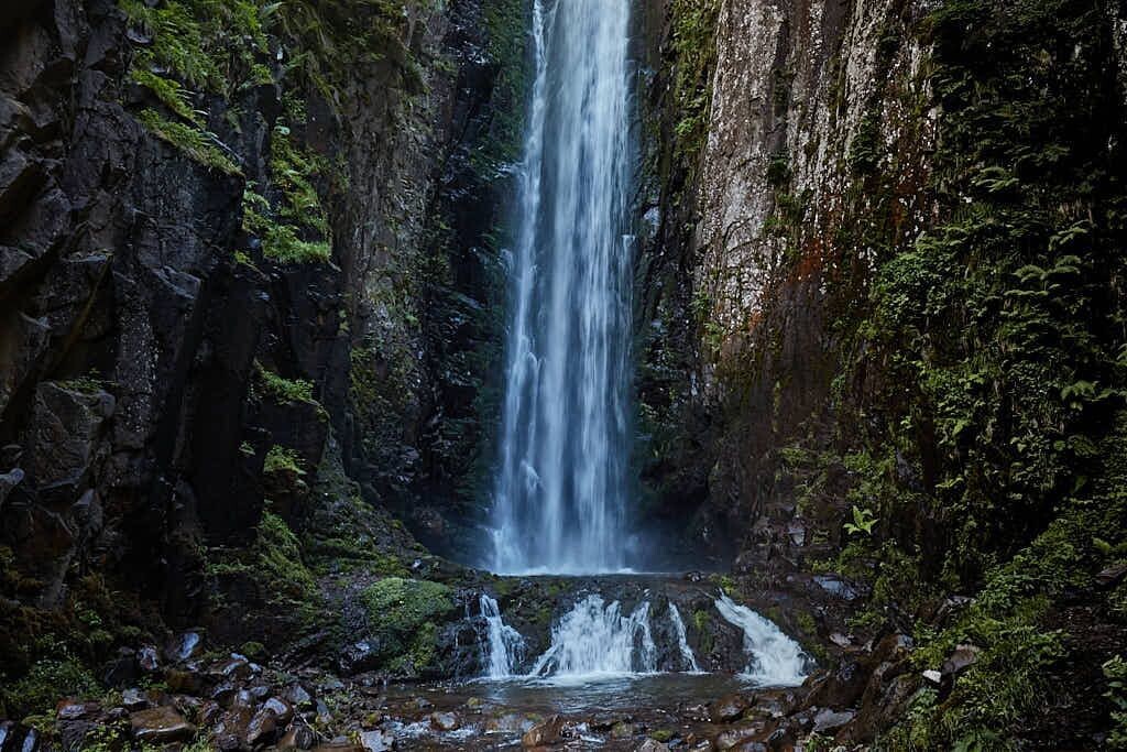 The call of nature (Waterfall)