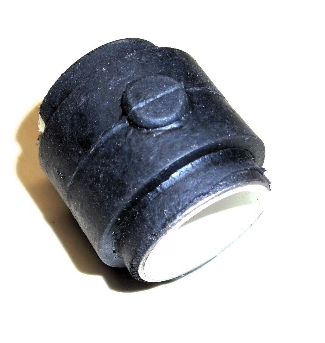 GUMMI-/NYLONBUCHSE STANDARD LENKSÄULE OBEN TR2-6