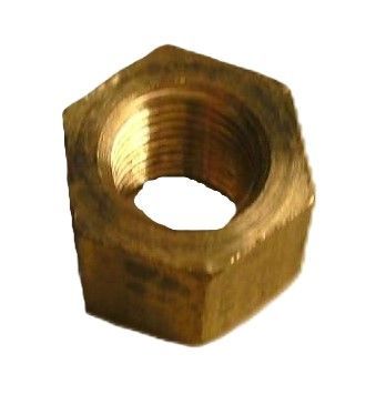MESSING-MUTTER 3/8" AUSPUFFKRÜMMER TR5-6