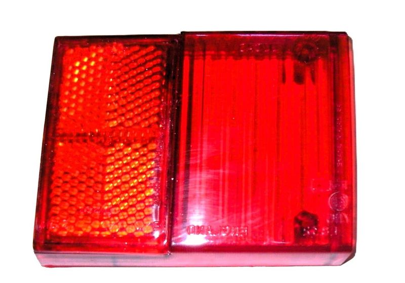 BREMS-/RÜCKLICHTGLAS ROT RECHTS TR6 BREMS-/RÜCKLICHTGLAS ROT RECHTS TR6
