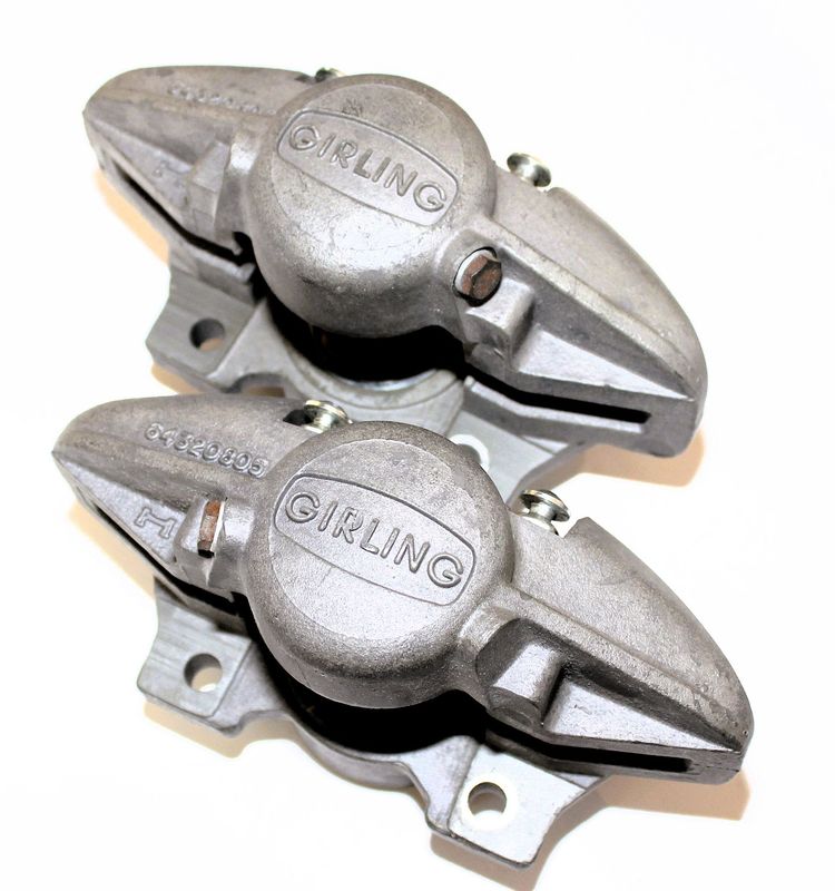 Paar GIRLING AR3-ALUMINIUM-Rennbremssättel, neuwertig, Brabham/Cooper/Lotus/Jaguar Paar GIRLING AR3-ALUMINIUM-Rennbremssättel, neuwertig, Brabham/Cooper/Lotus/Jaguar