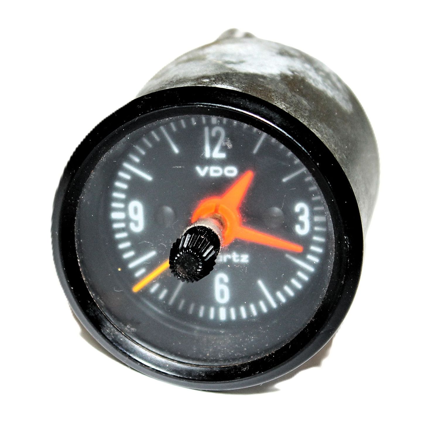 Originale 12V VDO-Quartz-Einbauuhr, gebraucht, VW Golf/Jetta/Scirocco Mk1