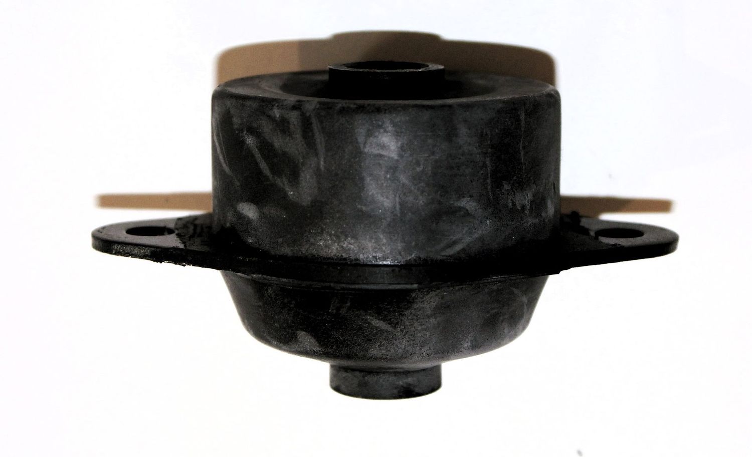 GUMMISILENT DIFFERENTIAL HINTERACHSE AN RAHMEN TR5-250-6