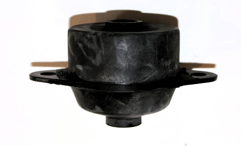 DIFFERENTIALAUFHÄNGUNG HINTERACHSE AN RAHMEN TR5-250-6 DIFFERENTIALAUFHÄNGUNG HINTERACHSE AN RAHMEN TR5-250-6