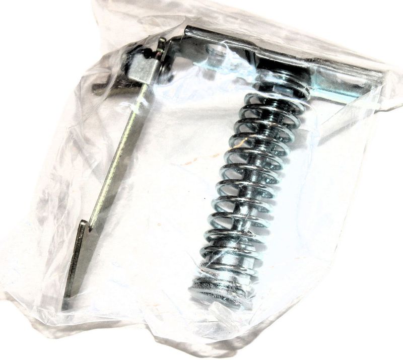 MOTORHAUBENVERSCHLUSS MIT FANGHAKEN TR4-6