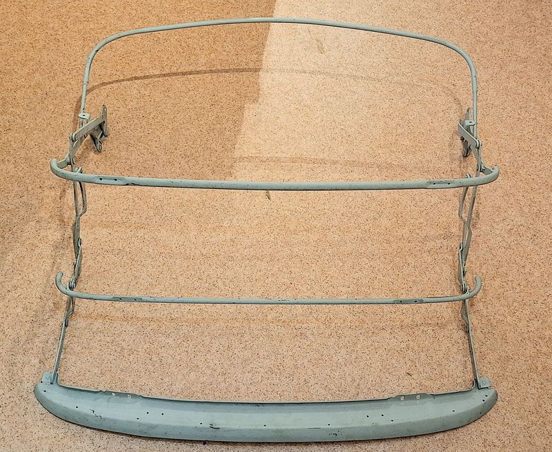 ORIGINALES VERDECKGESTÄNGE KOMPLETT, GEBRAUCHT, TR4A ORIGINALES VERDECKGESTÄNGE KOMPLETT, GEBRAUCHT, TR4A