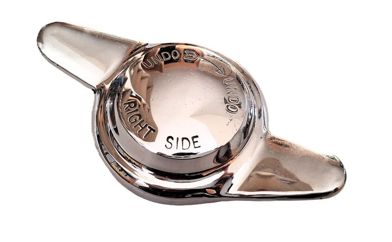 FLÜGELMUTTER VERCHROMT SPEICHENRAD 8TPI, RH, GEBRAUCHT, TR2-6 FLÜGELMUTTER VERCHROMT SPEICHENRAD 8TPI, RH, GEBRAUCHT, TR2-6