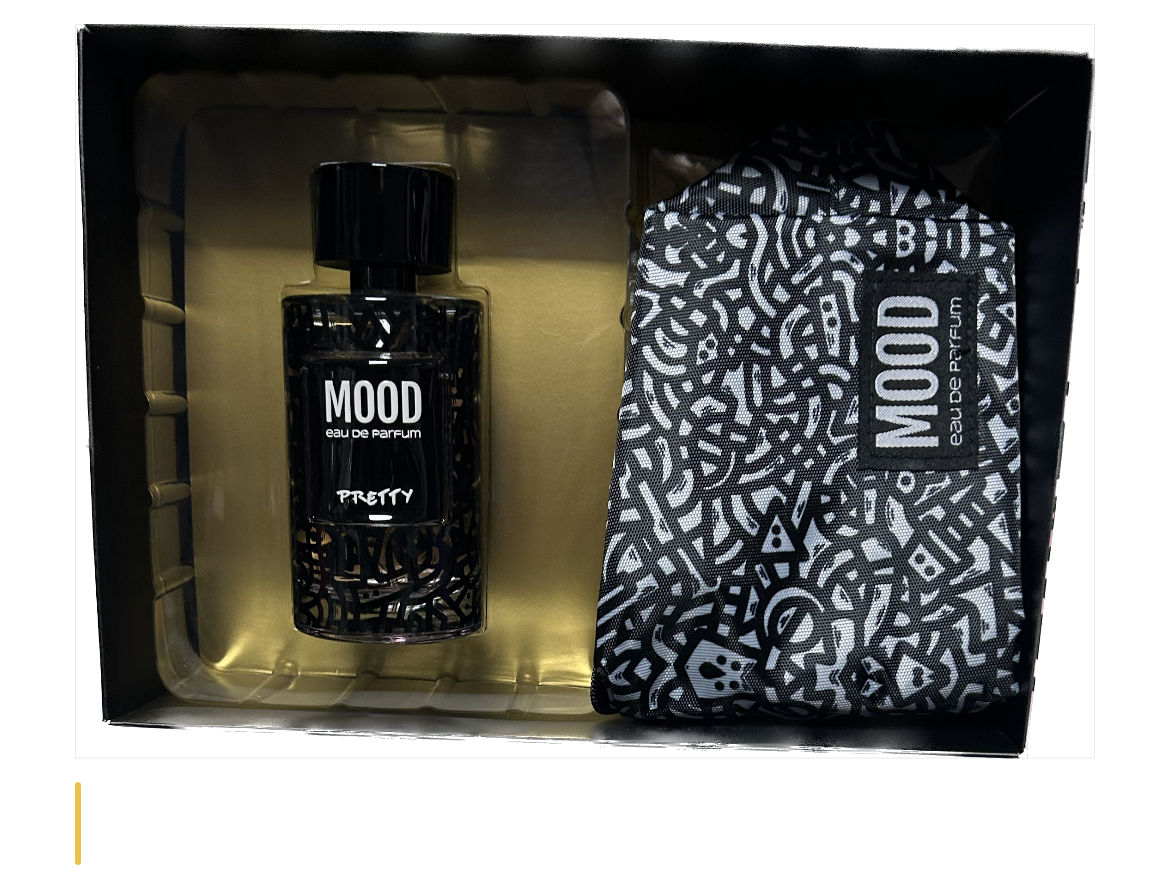 PIASTRA RETRO' RUP 252CKA BLACK CON PHON GHD HELIOS BIANCO IN OMAGGIO PROFUMO MOOD 100 ML PRETTY CON POCHETTE MOOD
