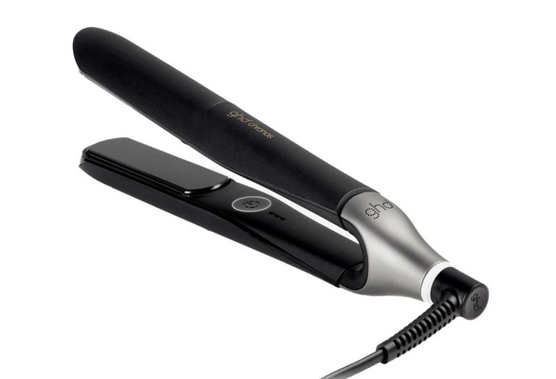 KIT GHD CON PIASTRA GHD CHRONOS NERA PIU' PHON GHD HELIOS NERO PIU' POCHETTE GHD