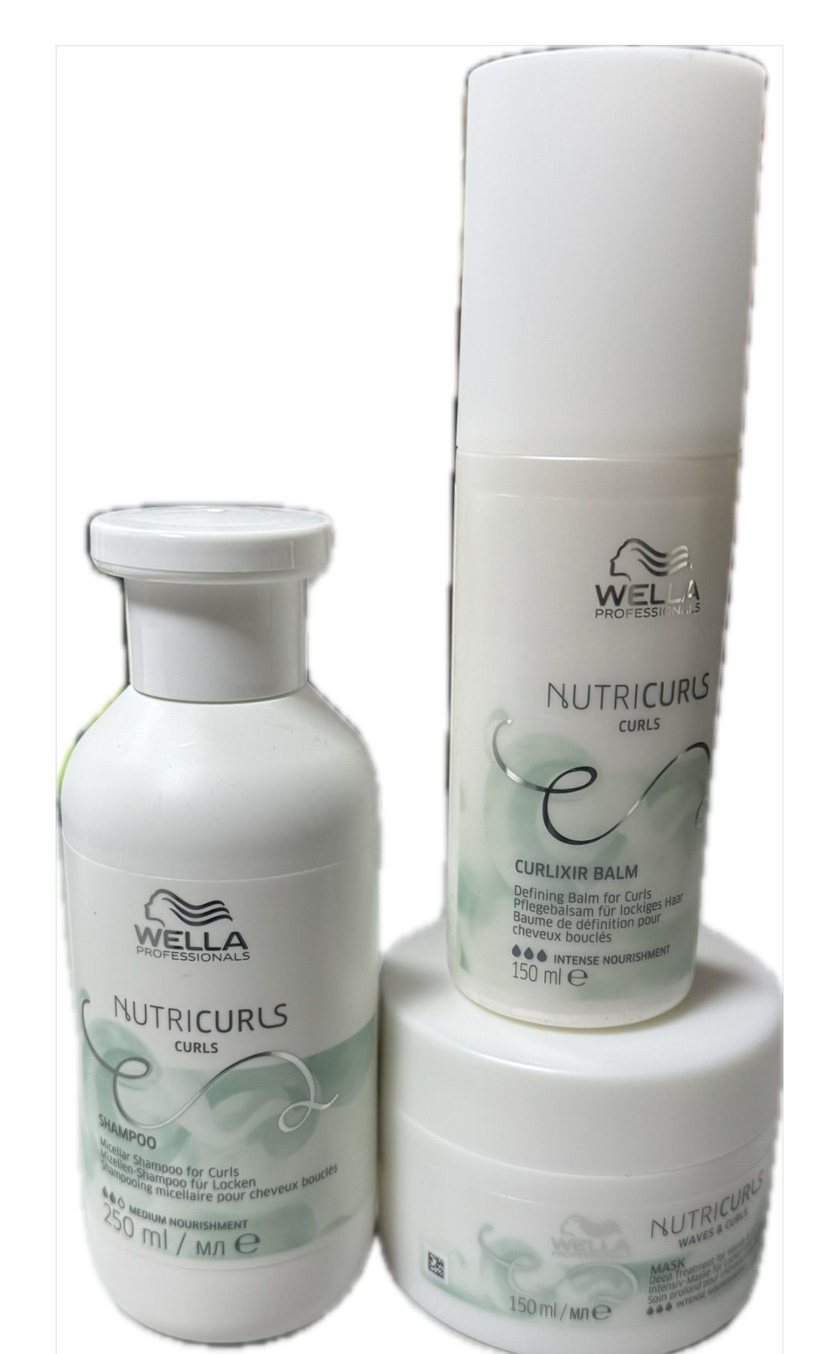 PIASTRA FERRO PROFESSIONALE UP GRADE FREE STYLE UG 105 PIU'  KIT RICCI WELLA SHAMPOO 250 ML MASCHERA 150 ML E CURLIXIR BALM 150 ML