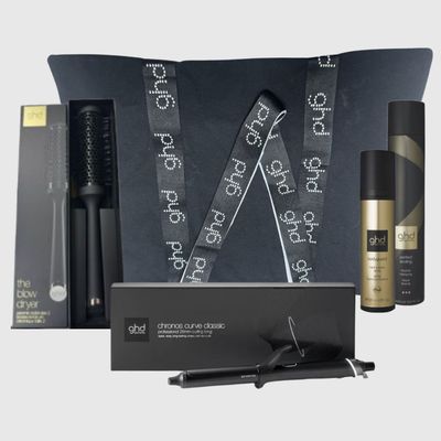KIT GHD FERRO GHD CHRONOS CURVE CLASSIC 26 MM  + LACCA GHD PERFECT ENDING 400 ML + BODYGUARD GHD + SPAZZOLA IN CERAMICA GHD SIZE 1 IN OMAGGIO BORSA GHD