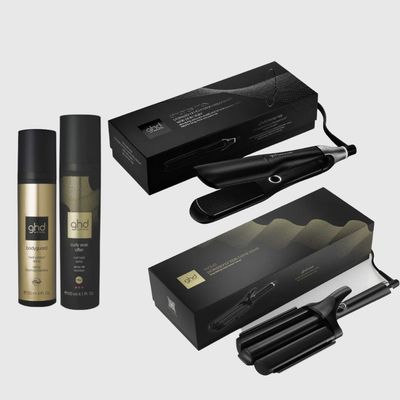 KIT GHD CON PIASTRA GHD CHRONOS MAX NERA PIU' GHD WAVE TRIPLE BARREL IN OMAGGIO TERMOPROTETTORE GHD PIU SPRAY CURL EVER AFTER GHD KIT GHD CON PIASTRA GHD CHRONOS MAX NERA PIU' GHD WAVE TRIPLE BARREL IN OMAGGIO TERMOPROTETTORE GHD PIU SPRAY CURL EVER AFTER GHD