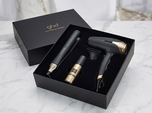 KIT GHD CON PIASTRA GHD CHRONOS NERA + PHON GHD SPEED NERO OPACO IN OMAGGIO BODYGUARD GHD