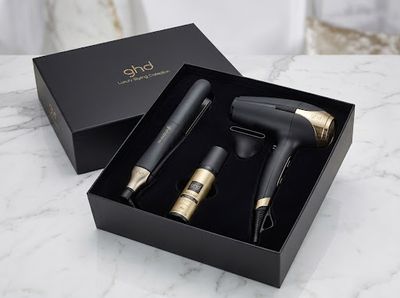 KIT GHD CON PIASTRA GHD CHRONOS NERA + PHON GHD SPEED NERO OPACO IN OMAGGIO BODYGUARD GHD KIT GHD CON PIASTRA GHD CHRONOS NERA + PHON GHD SPEED NERO OPACO IN OMAGGIO BODYGUARD GHD