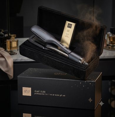 PIASTRA GHD DUET STYLE GIFT SET E GHD SLEEK TALKER PIASTRA GHD DUET STYLE GIFT SET E GHD SLEEK TALKER