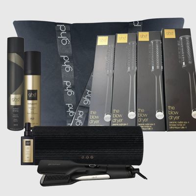 KIT GHD PIASTRA GHD DUET STYLE GIFT SET E GHD SLEEK TALKER + SPAZZOLA CERAMICA GHD SIZE 1-2-3-4 + LACCA GHD 400 ML+BODYGUARD GHD + BORSA GHD