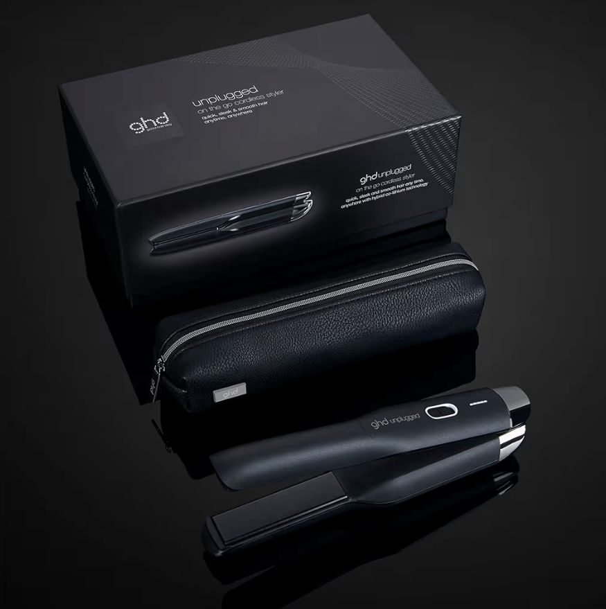 PIASTRA GHD UNPLUGGED NERA CON POCHETTE SENZA FILI PIASTRA GHD UNPLUGGED NERA CON POCHETTE SENZA FILI