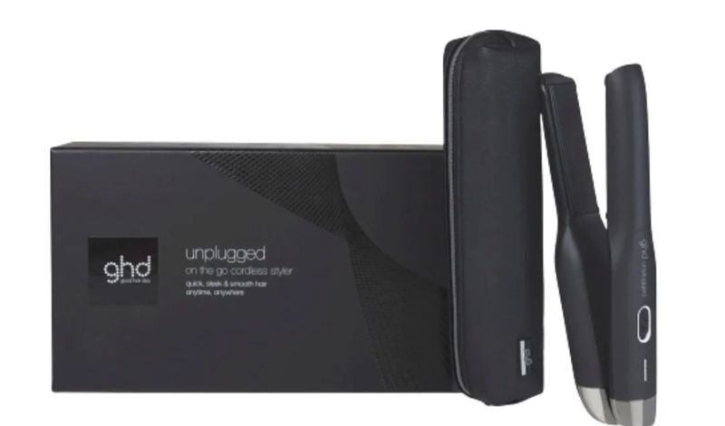 PIASTRA GHD UNPLUGGED NERA CON POCHETTE SENZA FILI PIASTRA GHD UNPLUGGED NERA CON POCHETTE SENZA FILI