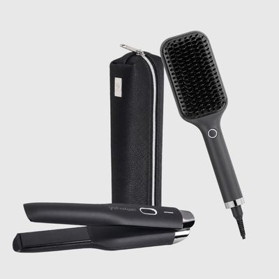 PIASTRA GHD UNPLUGGED SENZA FILI NERA GIFT SET CON POCHETTE GHD E SPAZZOLA PIASTRA GHD UNPLUGGED SENZA FILI NERA GIFT SET CON POCHETTE GHD E SPAZZOLA