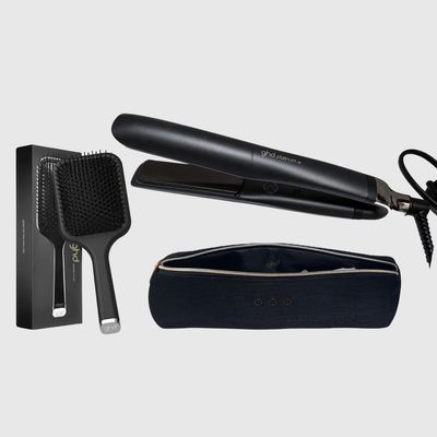 KIT GHD CON PIASTRA GHD PLATINUM+ POCHETTE GHD TERMORESISITENTE E SPAZZOLA GHD PADDLE BRUSH KIT GHD CON PIASTRA GHD PLATINUM+ POCHETTE GHD TERMORESISITENTE E SPAZZOLA GHD PADDLE BRUSH