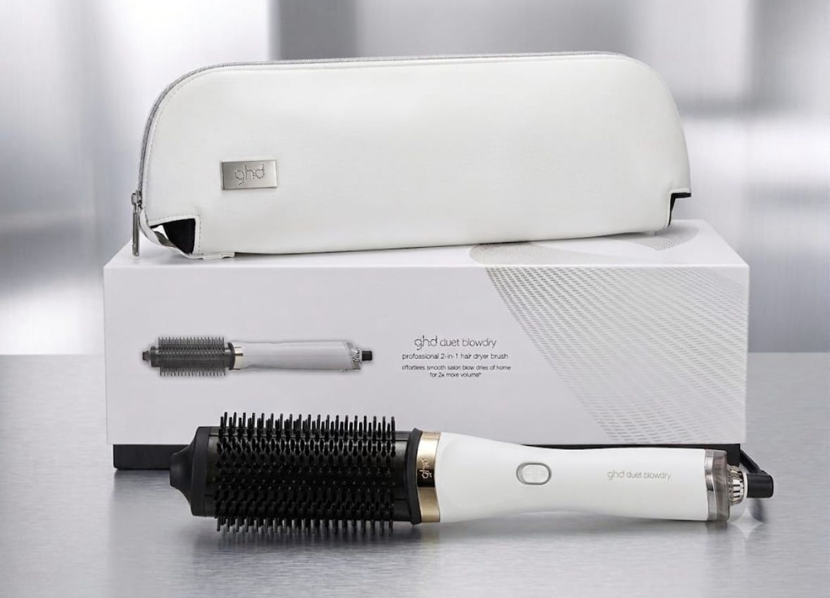 SPAZZOLA GHD DUET BLOW DRY BIANCA 2 IN 1 ASCIUGACAPELLI CON POCHETTE E PETTININO SPAZZOLA GHD DUET BLOW DRY BIANCA 2 IN 1 ASCIUGACAPELLI CON POCHETTE E PETTININO