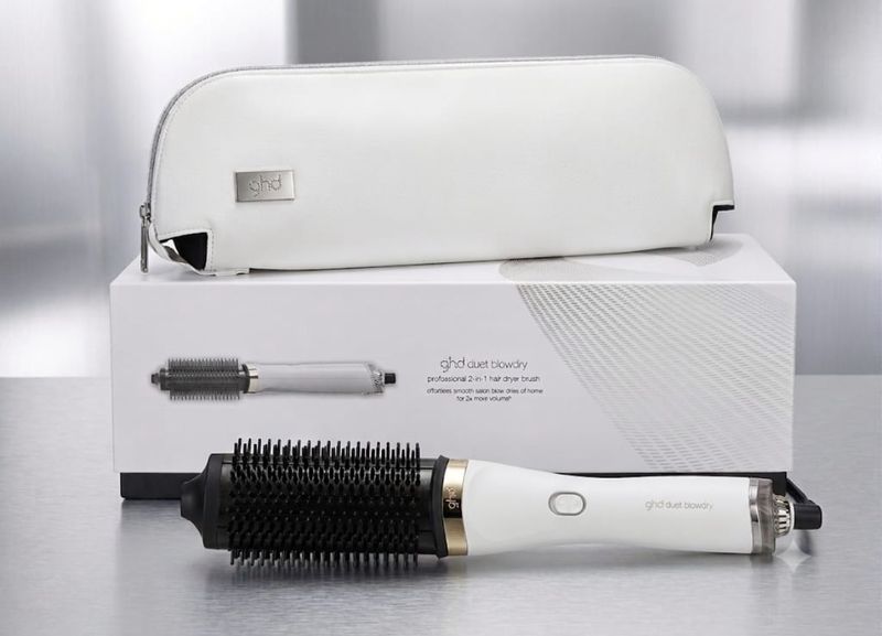SPAZZOLA GHD DUET BLOW DRY BIANCA 2 IN 1 ASCIUGACAPELLI CON POCHETTE E PETTININO SPAZZOLA GHD DUET BLOW DRY BIANCA 2 IN 1 ASCIUGACAPELLI CON POCHETTE E PETTININO