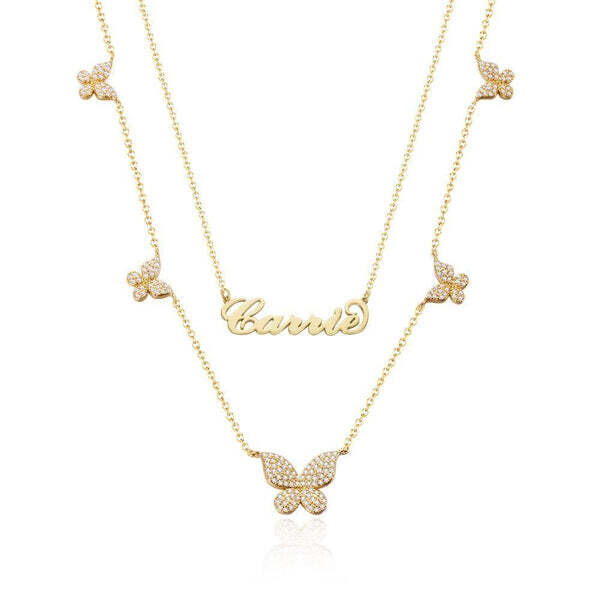 Soufeel Colar Dourado com Nome de Estilo &quot;Carrie&quot; com Colar de Pingente de Borboleta para Presentes de Namorada de Zircão