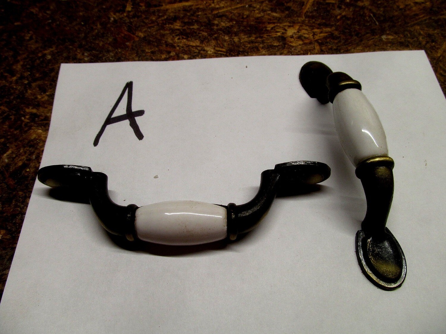 ONE (1) NEW  5 1/8&#39;&#39; long cabinet handles/pulls  A