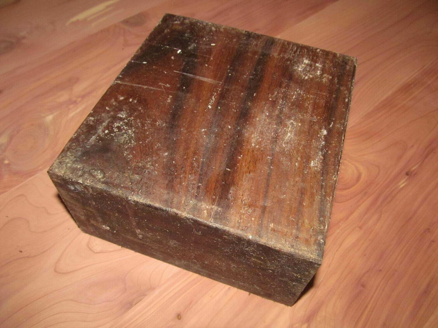EAST INDIAN ROSEWOOD BOWL BLANKS 5&quot; X 5&quot; X 3&quot;
